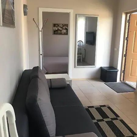 Apartamentai-ramus Poilsis Apartment