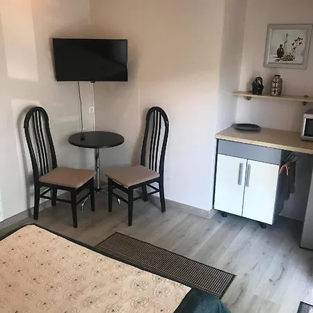 Apartamentai-ramus Poilsis * Паланга