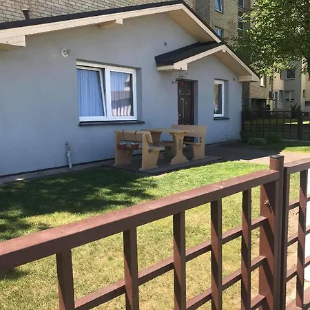 Apartamentai-ramus Poilsis